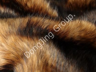 9W0591-Kahverengi ve bej iki renkli jakarlı çift uçlu rakun kılı faux fur fabric
