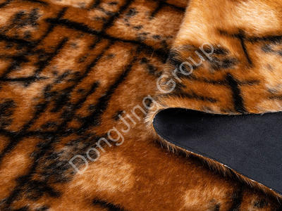 3KW2050-Üç renkli jakarlı at kılı kompozit 4 faux fur fabric